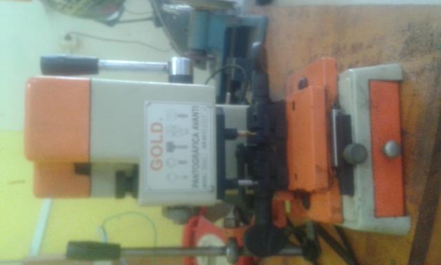 Maquinq pantografica Avanti