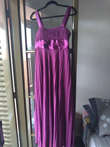 Vestidos Festa Semi-novos - Foto 3