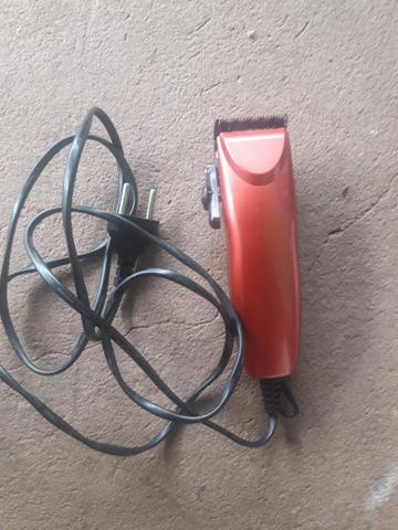 Máquina de corta cabelo