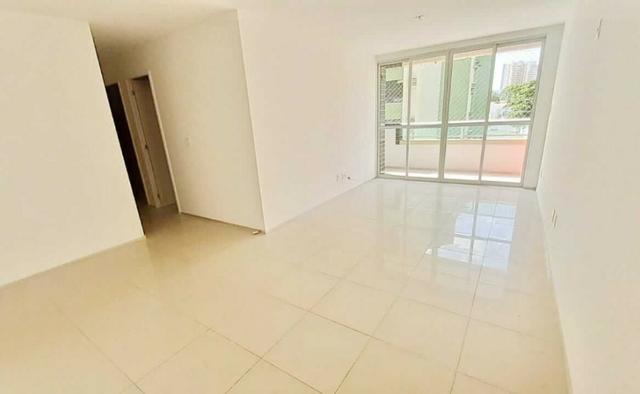 Apartamento na Ponta do Farol / 217m / Frente Mar - Foto 2