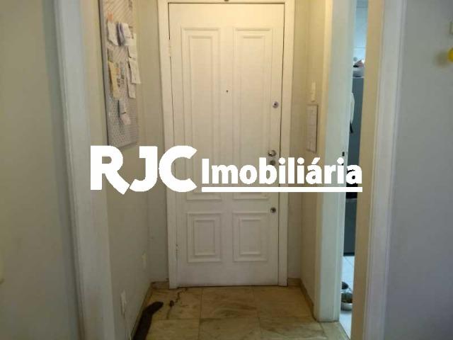 Excelente Localização ! Colado ao Largo da Segunda feira 2 Quartos 97 Metros - Foto 5