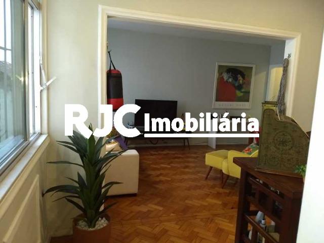 Excelente Localização ! Colado ao Largo da Segunda feira 2 Quartos 97 Metros - Foto 2