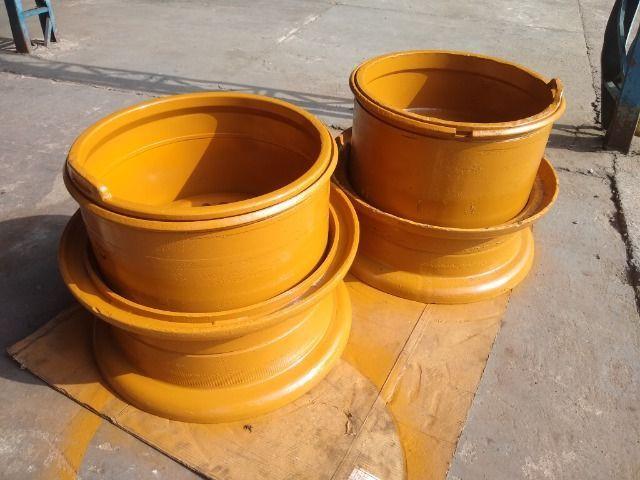 Rodas Para Pá Carregadeiras - Foto 3
