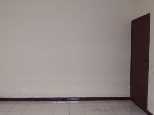 Casa com 4 dormitórios para alugar, 164 m² por R$ 1.900,00/mês - Cajuru - Curitiba/PR - Foto 7