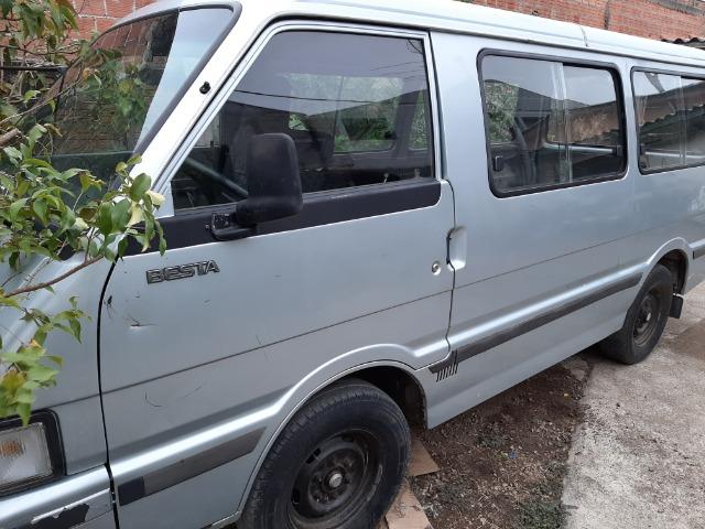 Van besta kia