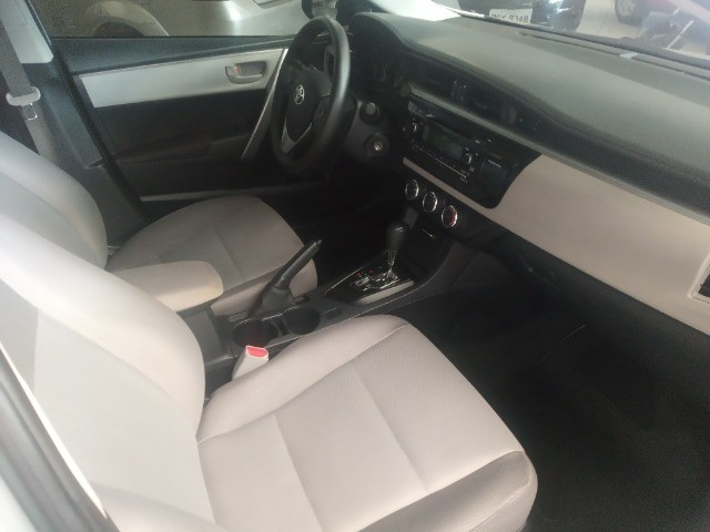 COROLLA AUTOMÁTICO 2015