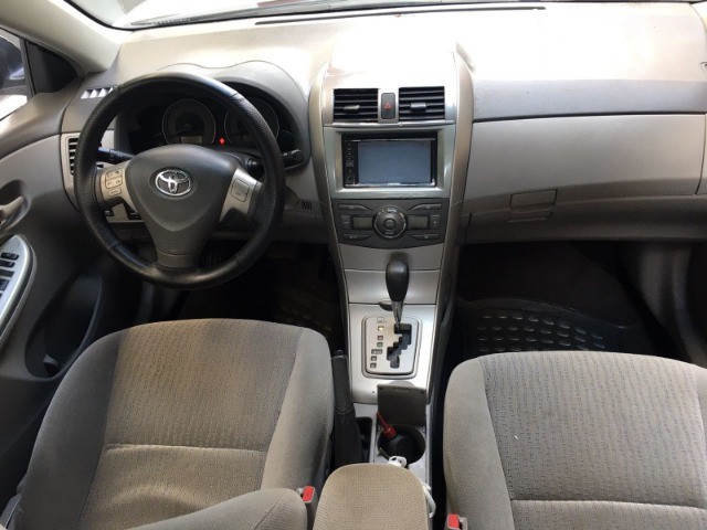 TOYOTA COROLLA GLI 2010