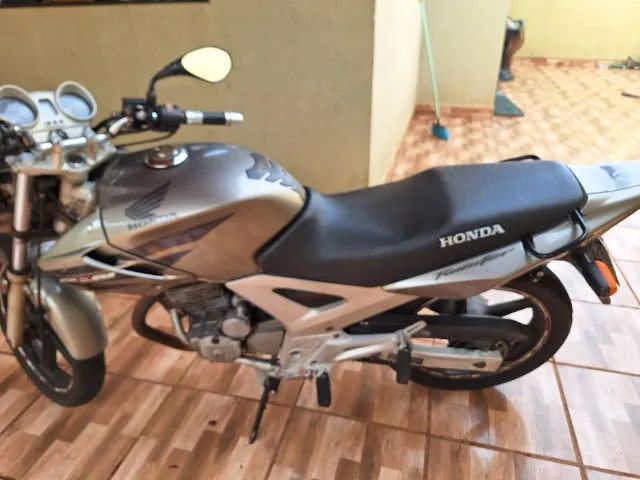 Vendo : twister 2008 2008 17.500 Km