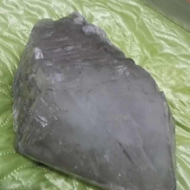 Enorme cristal jacaré 