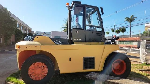 Empilhadeira Linde, modelo H150D, ano 2012