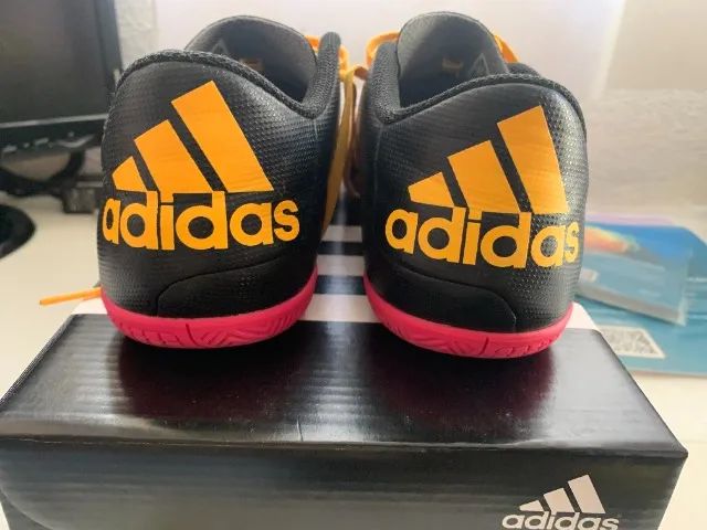 Chuteira hot sale adidas importada