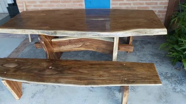 Mesas, Bancos e tábuas de madeira