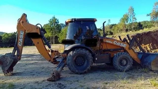 Retroescavadeira Case 580N ano 2019 - Foto 2