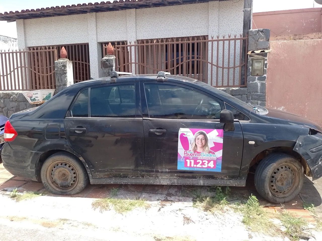 VENDO COM URGÊNCIA! TIDA( NISSAN), CARRO P/CONSERTAR O MOTOR. VALOR : 6,500 . BAIXEI .. - Foto 3