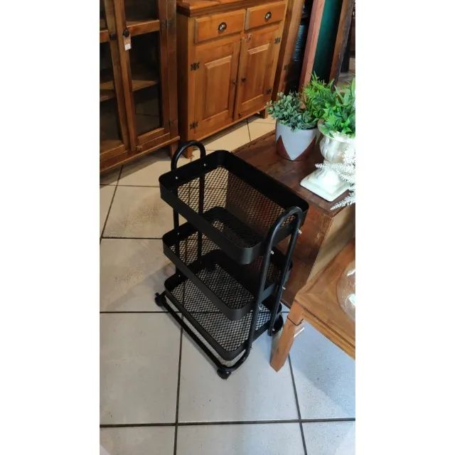 Carrinho Organizador Multiuso 3 prateleiras Berlim com rodinhas e freio - Foto 3