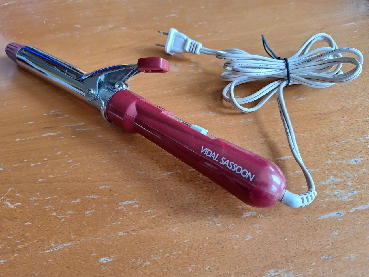 Alisadora modeladora Vidal Sassoon 1 polegada