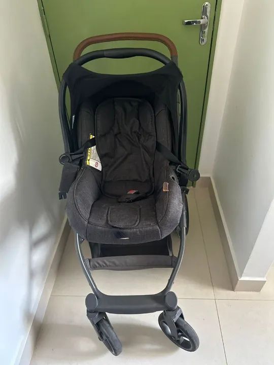 Carrinho de Bebê Dobrável