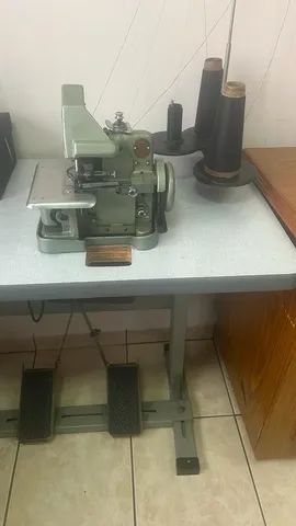 Maquina costura overlock - Foto 2