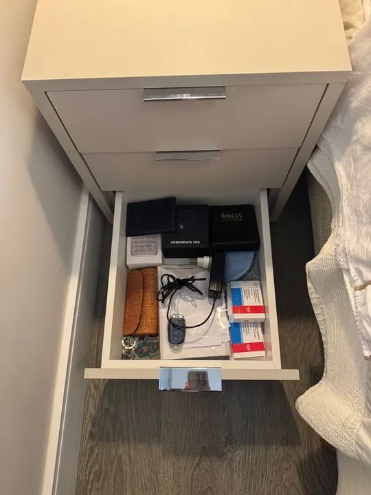 Mesa de Cabeceira ou gaveteiro para escritório cor  Areia - Foto 2