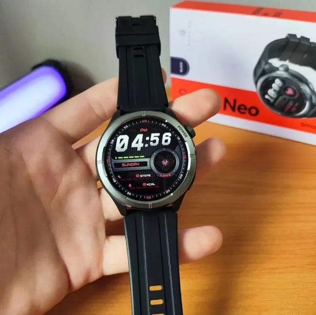 Relógio Smartwatch HAYLOU Solar Neo 1.53" HD Tela Sensível ao Toque com Chamadas Bluetooth