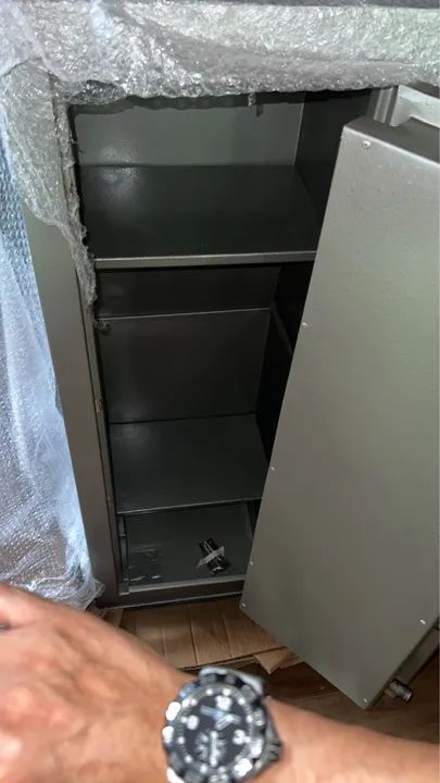 Cofre de aço concretado novo - Foto 2