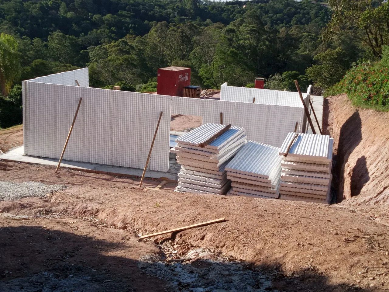 Construção em EPS sistema monolítico casa de isopor e ICF e construção convencional  - Foto 6