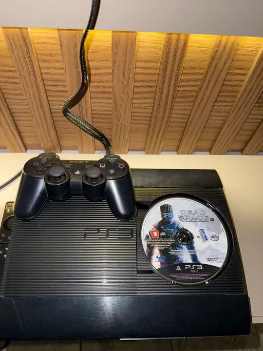 Playstation 3 Super slim 