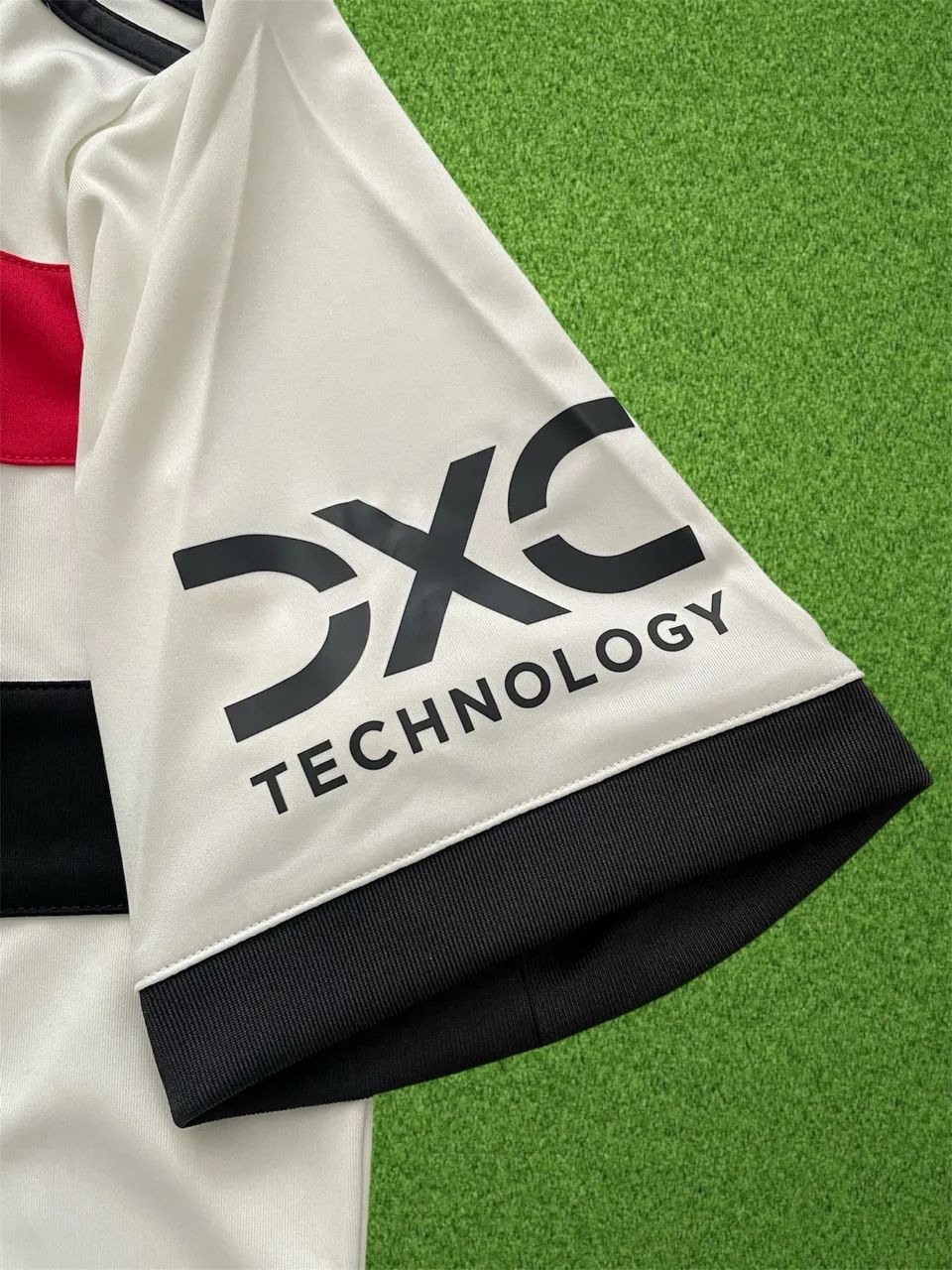 Original Camisa Manchester United 2024 Third - Tamanho P - Foto 6