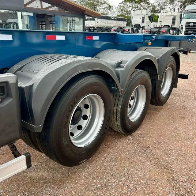 Carreta Bug Porta Container 2014 12 pinos C/ pneus Conteiner - Foto 11