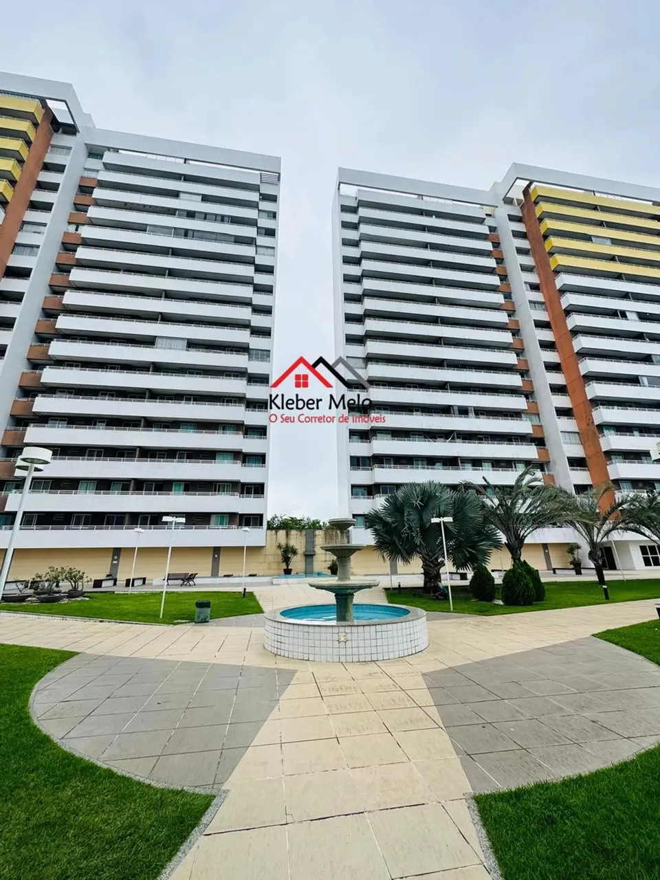Imóvel para venda possui 89 metros quadrados com 4 quartos em Parquelândia - Fortaleza - C