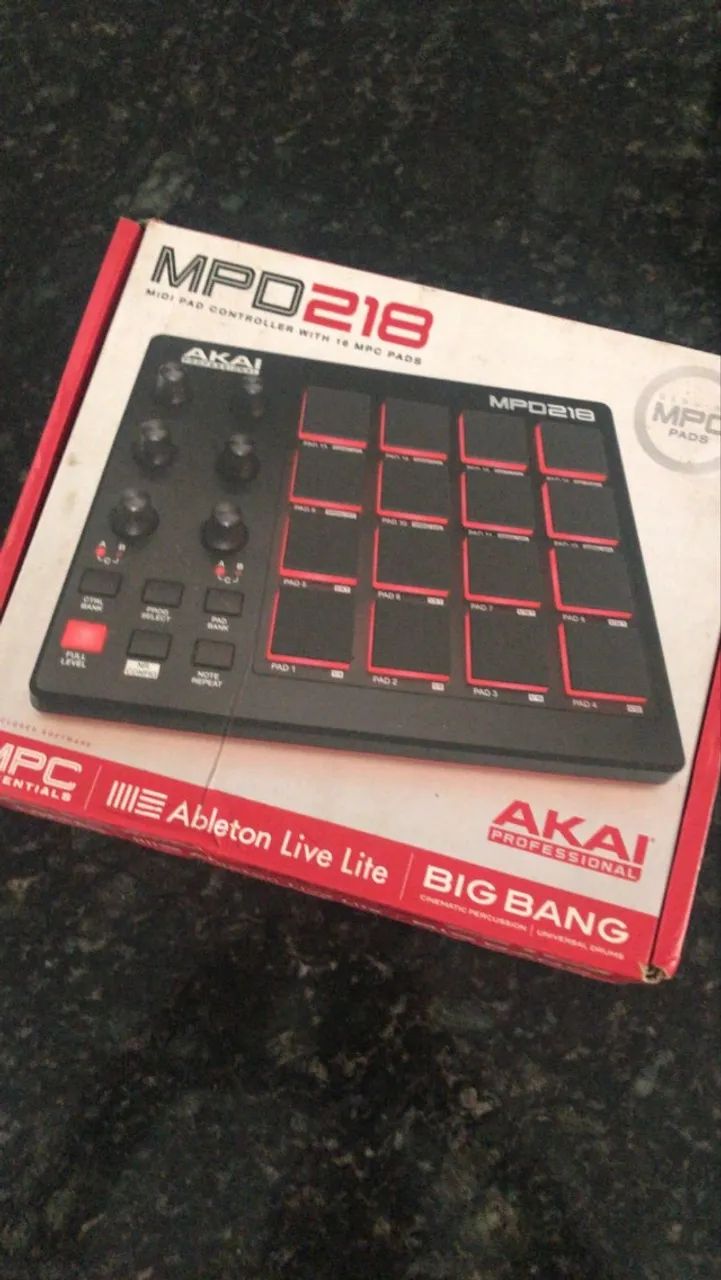 Controladora akai mpd218 - Foto 2