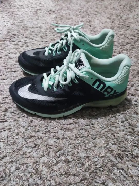 nike air max excellerate 2