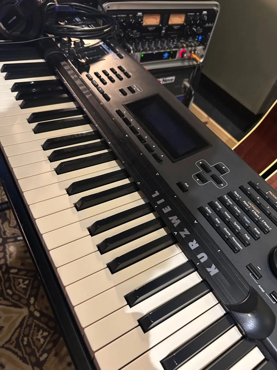 Teclado Kurzweil PC3K8!