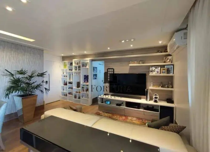 Bosque da Saúde, apartamento com varanda gourmet, três suítes, duas vagas, lazer