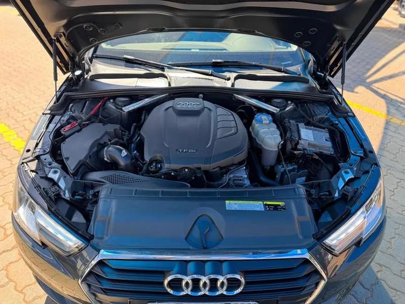 AUDI A4 2.0 TFSI ATTRACTION GASOLINA 4P S TRONIC 2018 - Foto 2