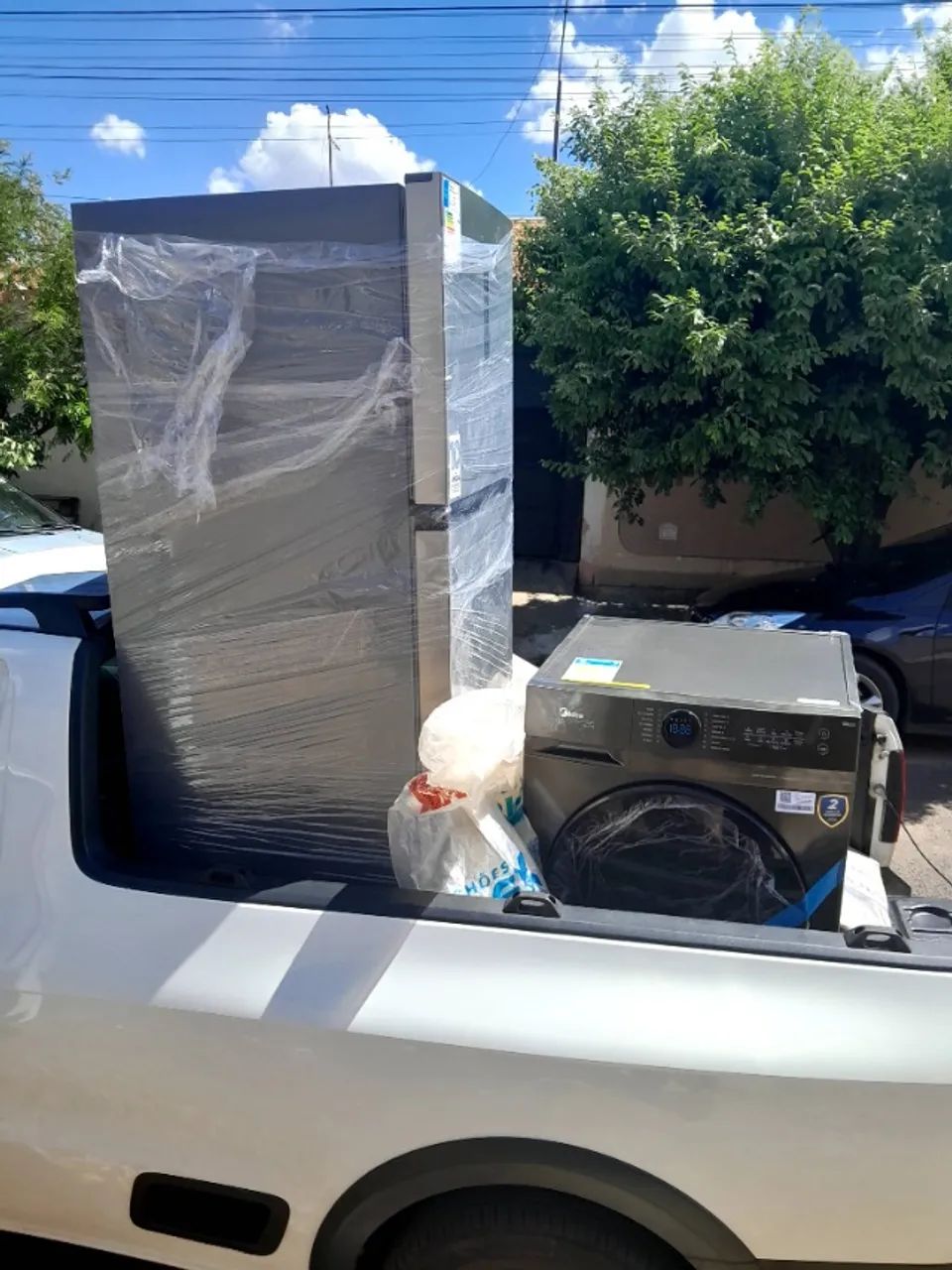 Frete e  pequenos carretos e viagens de pai para filho - Foto 3