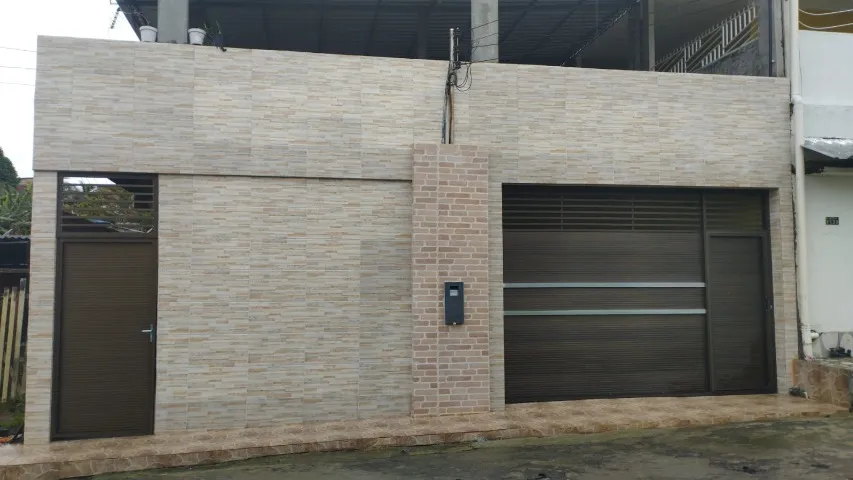 Casa próximo ao shoping via norte