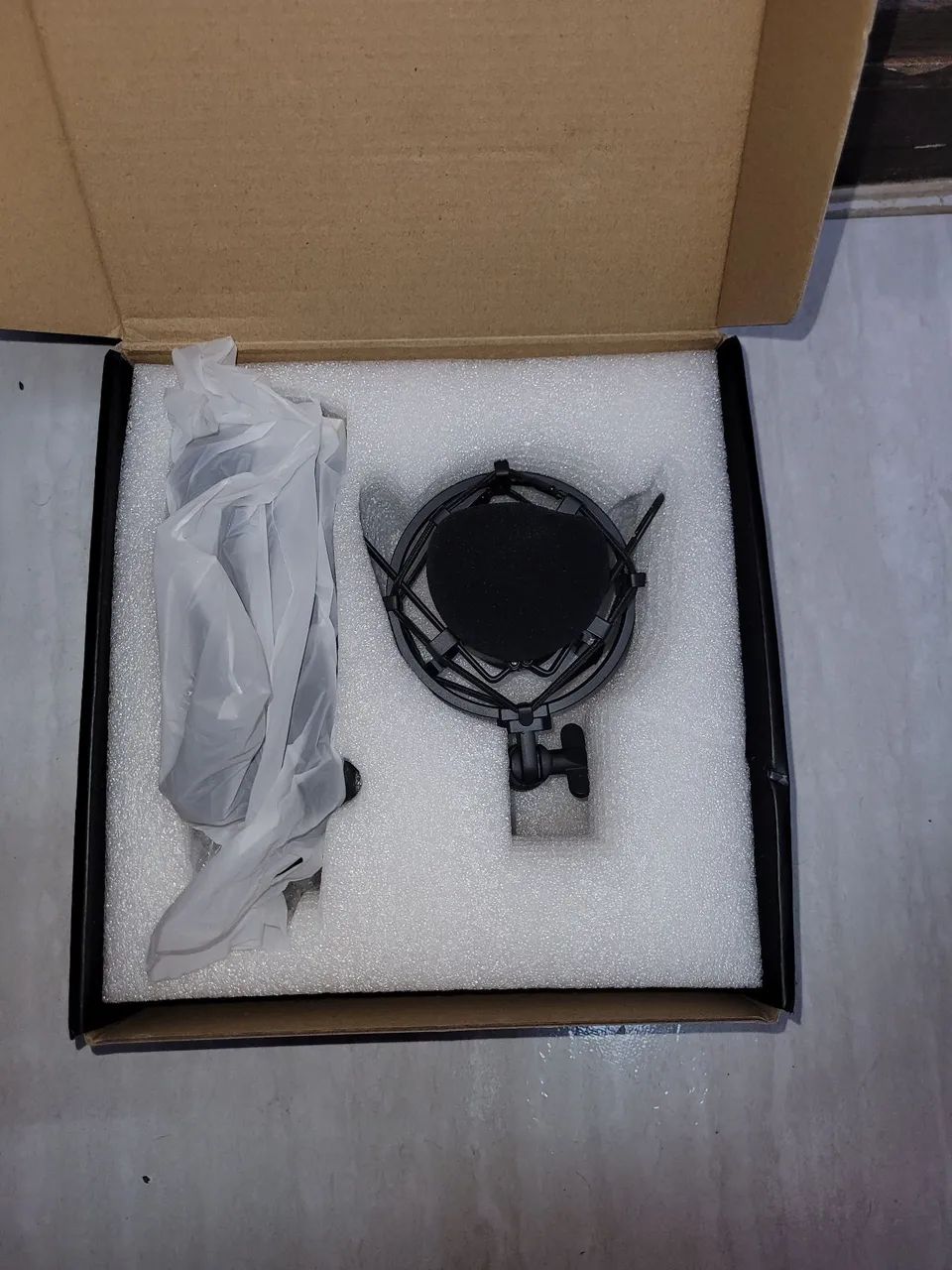 Microfone Redragon Blazar GM300