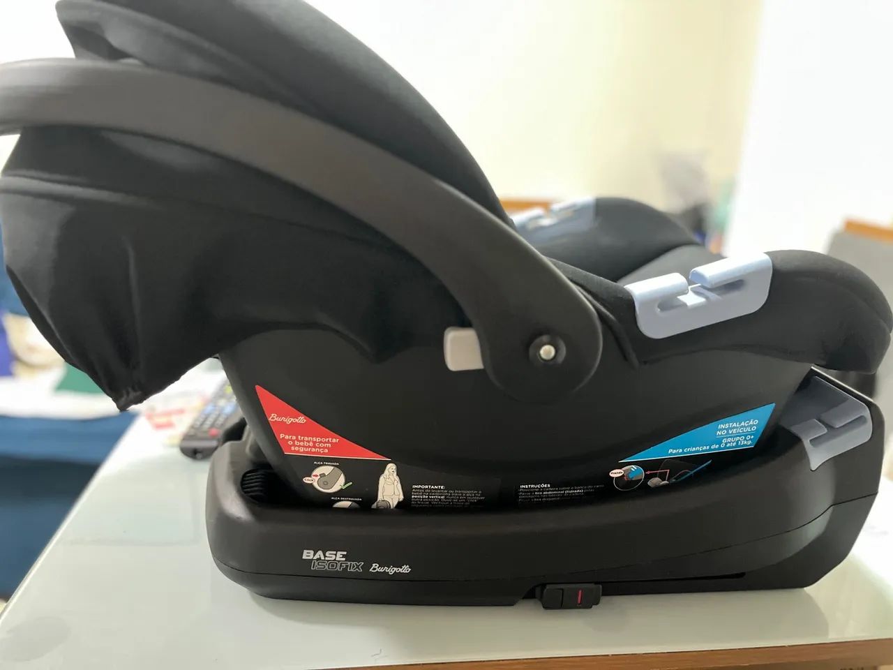 Bebê conforto e base isofix burigotto  - Foto 2