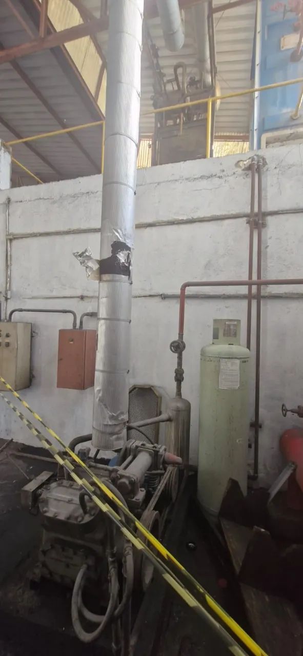 Fabrica de gelo com capacidade de 2.5 toneladas por dia (usado) - Foto 2