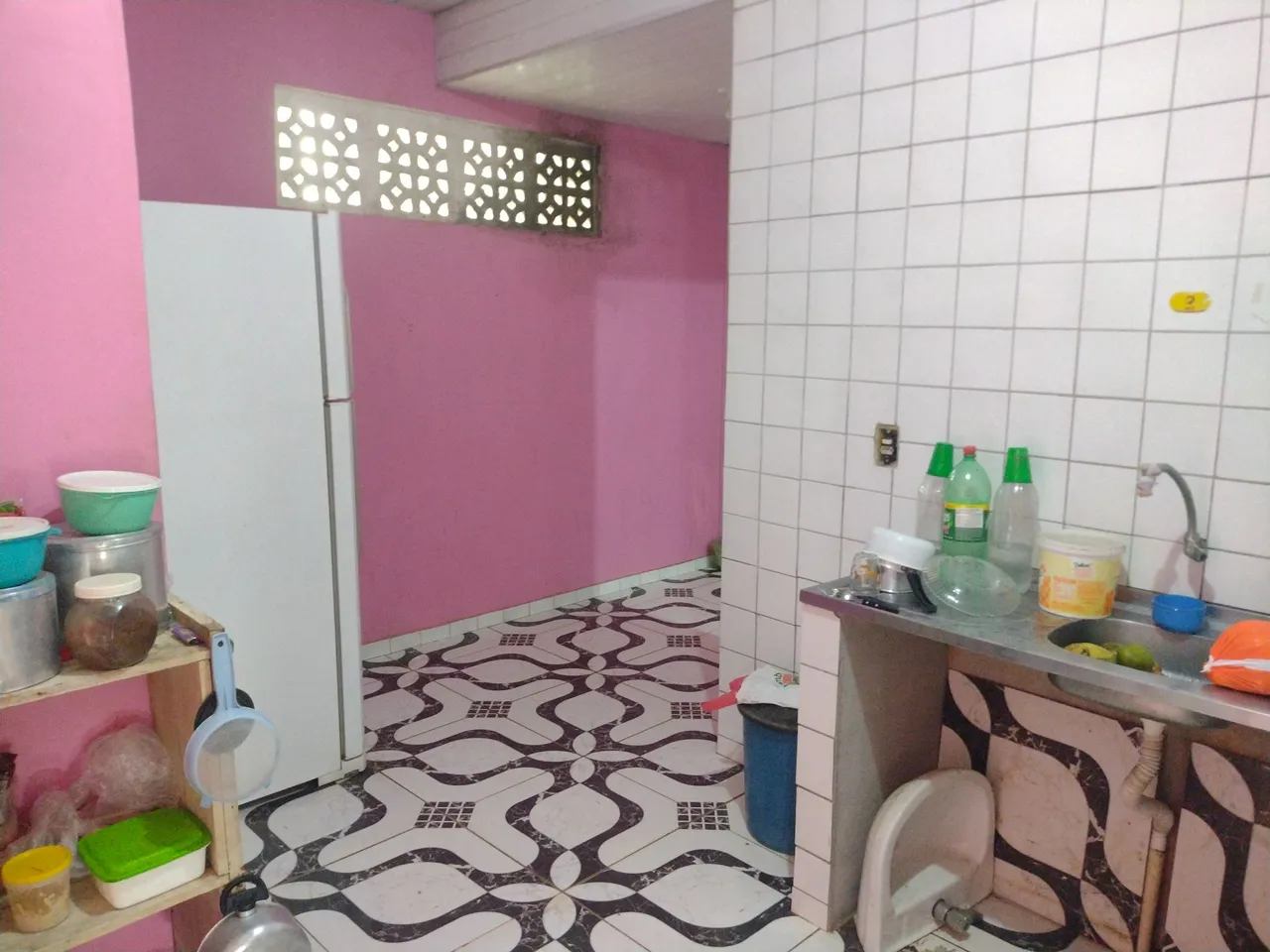 Casa com ponto comercial 
