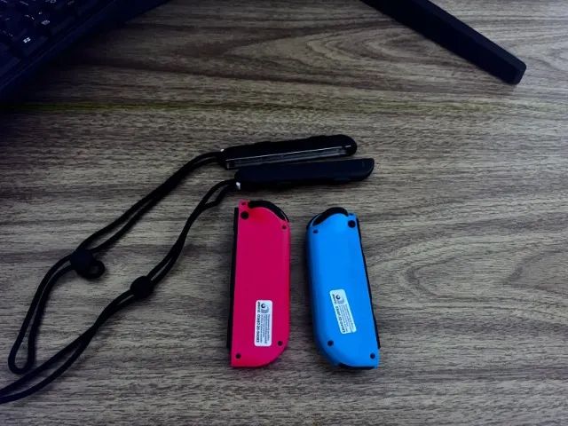 Joycons Semi-Novos 64167739948033121