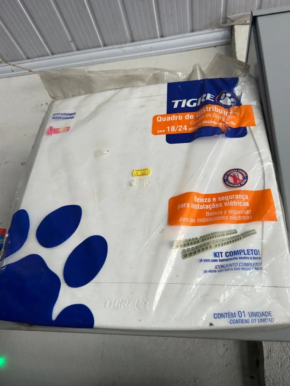 Quadro de Distribuição Tigre 18/24 Posições - Kit Completo