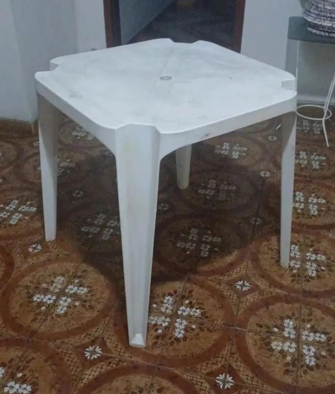 Plastic Table64842836209795120