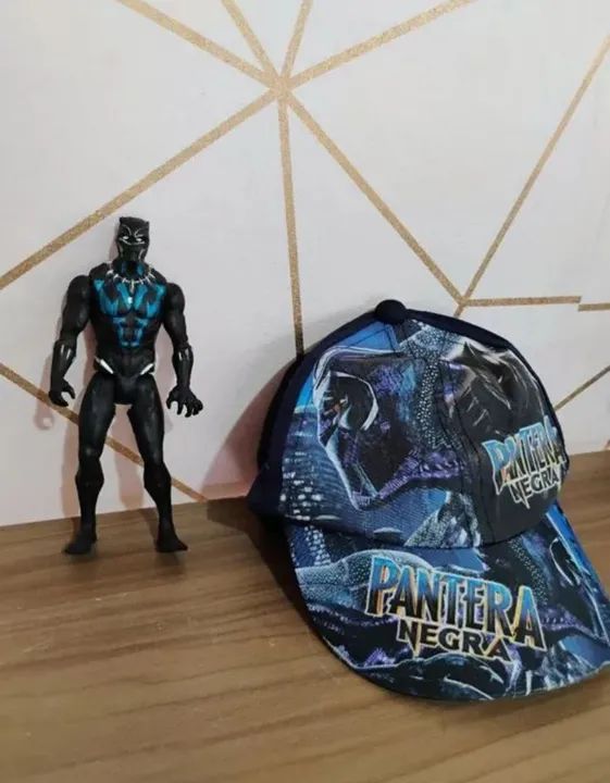 Boneco Pantera Negra e bone pantera negra $40,00 os 2 - Foto 2