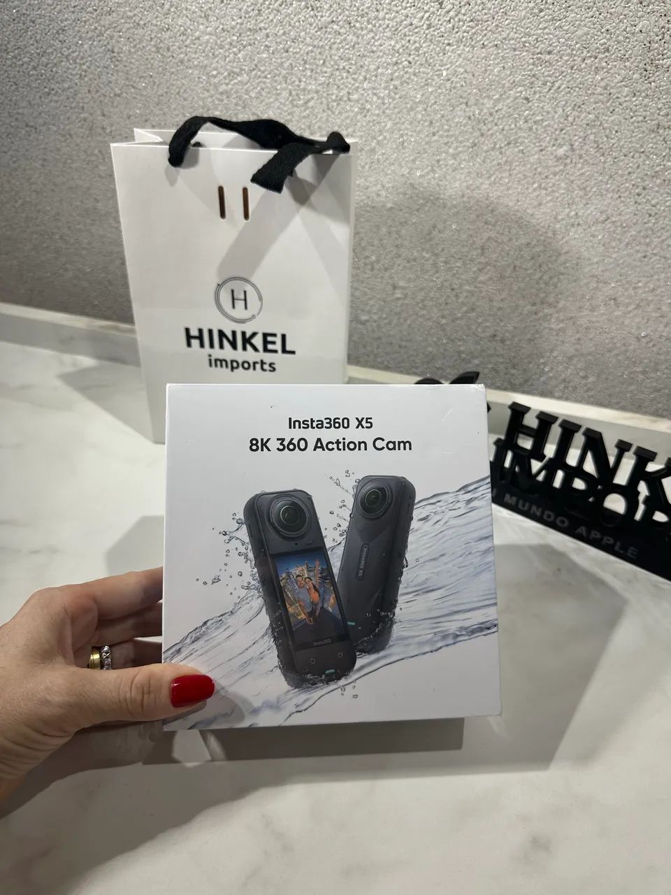 Insta 360 64167752282369120