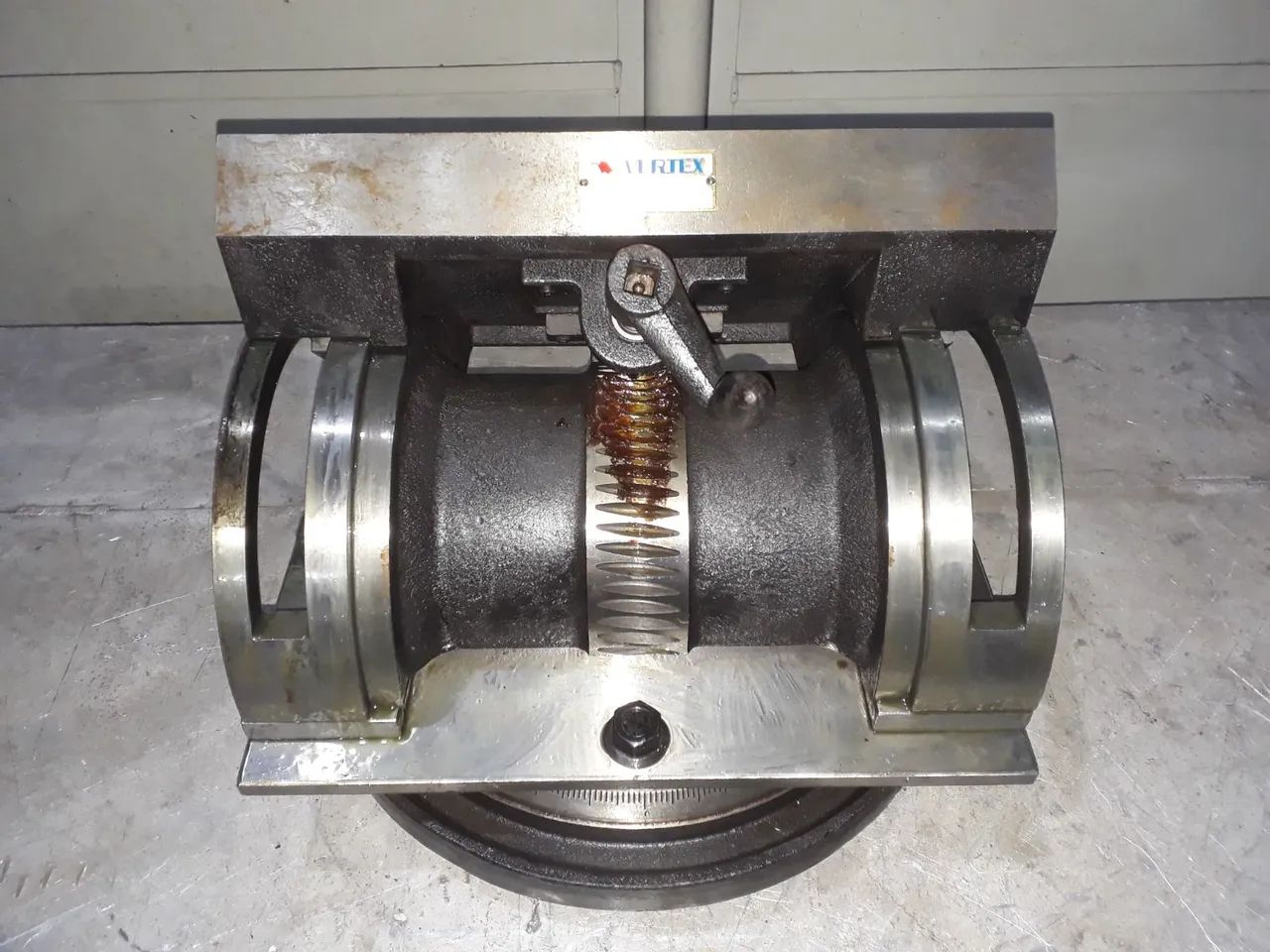 Mesa angular em 45º de 360 x 270 x 233mm, Excelente!!!! - Foto 3