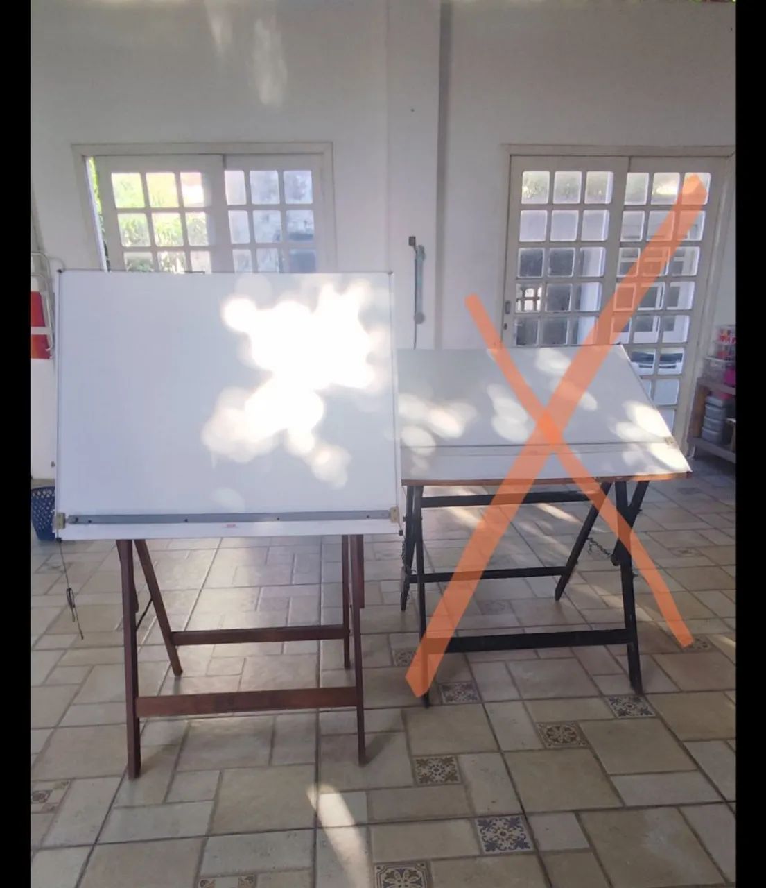 Drafting table / designer / architect