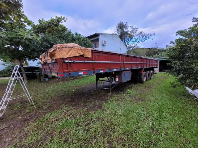 Carreta Grade Baixa - 1996 - Semi Reboque Guerra