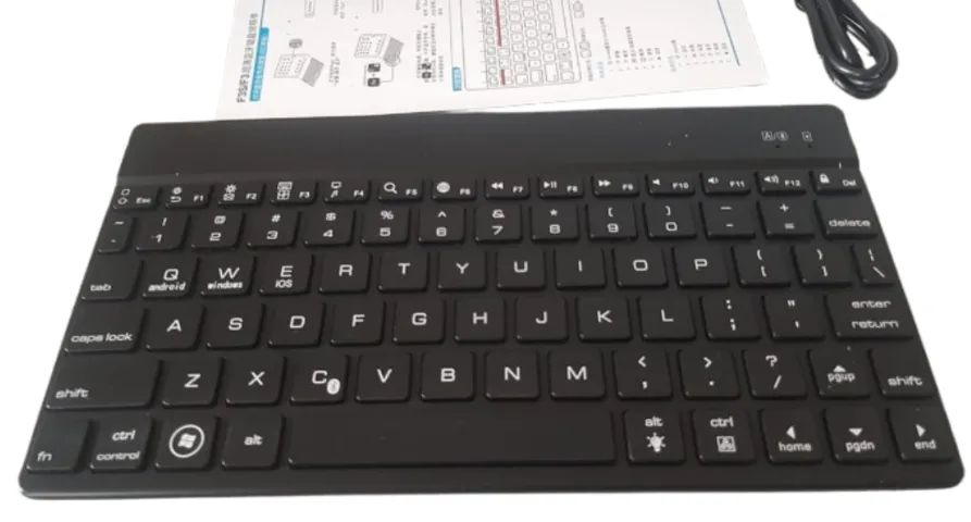 Teclado Wireless Para iPad Pro De 10,5 Polegadas - Usado